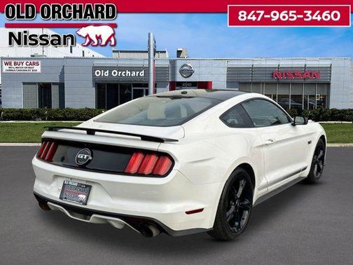 White Platinum Clearcoat Metallic 2017 Ford Mustang GT Premium