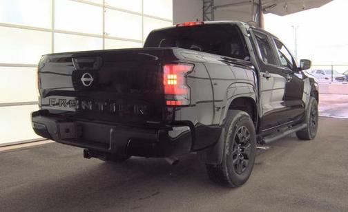 Super Black 2023 Nissan Frontier SV