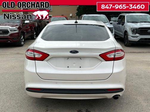 2013 Ford Fusion SE
