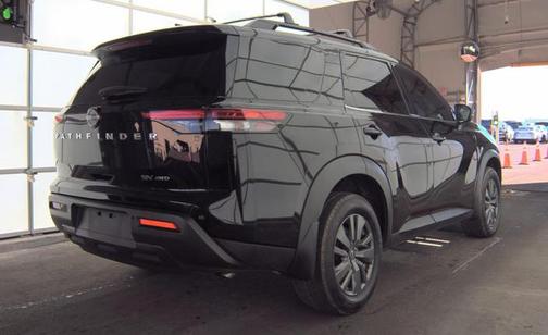 2022 Nissan Pathfinder SV 4WD