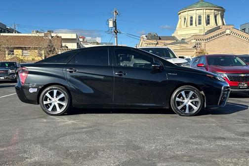 2019 Toyota Mirai Base