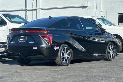 2019 Toyota Mirai Base