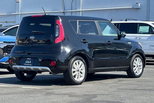 2017 Kia Soul +