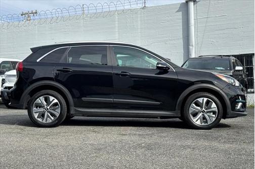 2022 Kia Niro EV EX
