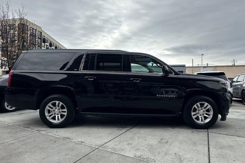 2018 Chevrolet Suburban LT