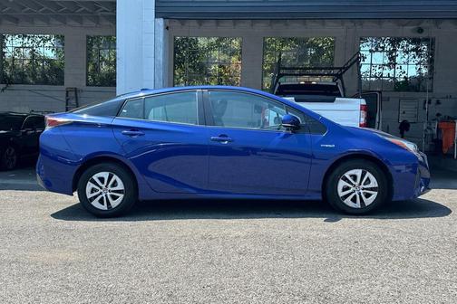 2017 Toyota Prius Four