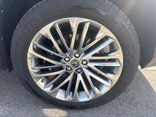 White 2022 Lexus RX 450hL Luxury