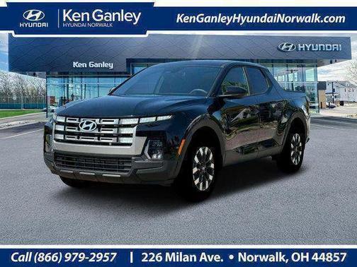 Phantom Black 2026 Hyundai SANTA CRUZ SE