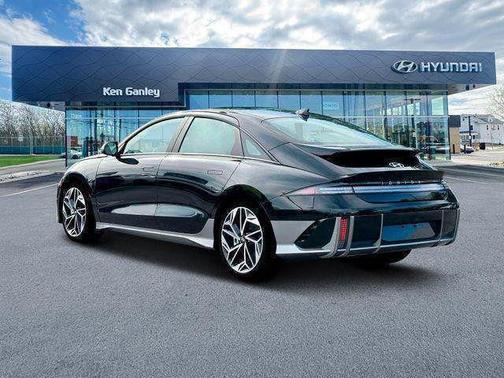 Onyx Black 2025 Hyundai IONIQ 6 SEL