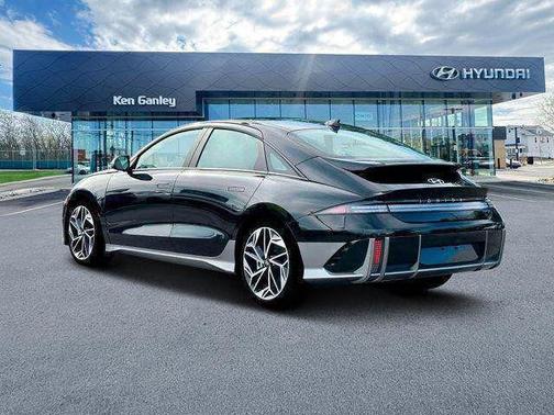 Onyx Black 2025 Hyundai IONIQ 6 SEL