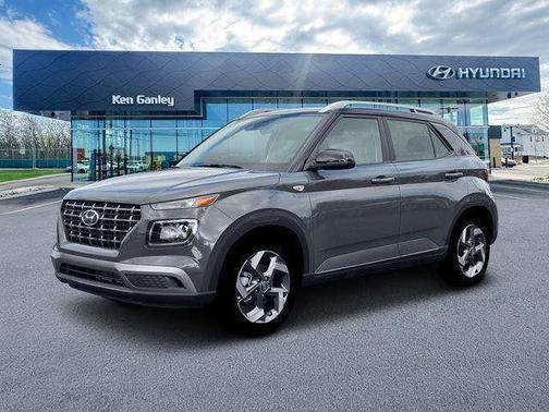 Ecotronic Gray w/Black Roof 2026 Hyundai VENUE SEL w/Two-Tone Roof