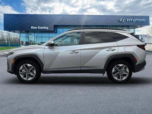 Shimmering Silver 2026 Hyundai TUCSON SEL
