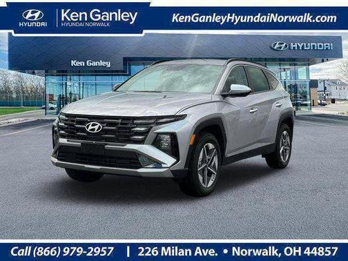 Shimmering Silver 2026 Hyundai TUCSON SEL