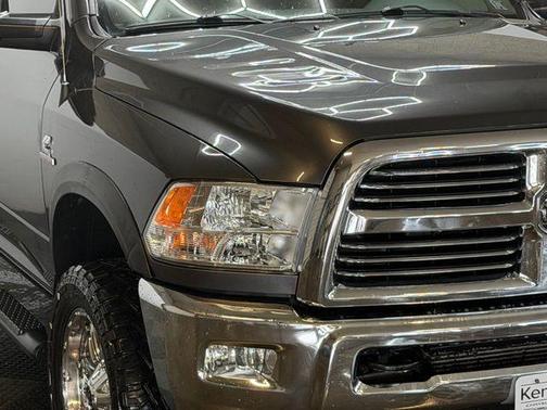 Granite Crystal Metallic Clearcoat 2018 RAM 2500 Big Horn Crew Cab 4x4 6'4' Box