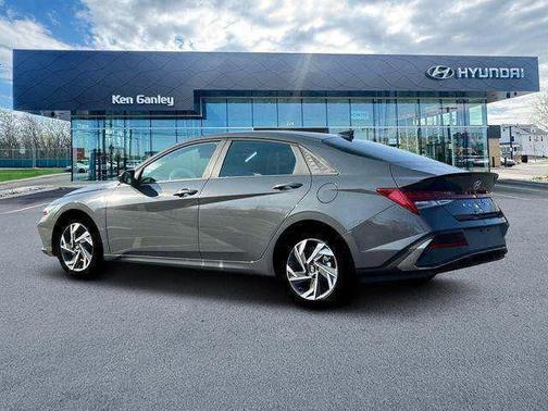 Ecotronic Gray 2025 Hyundai ELANTRA HEV SEL Sport