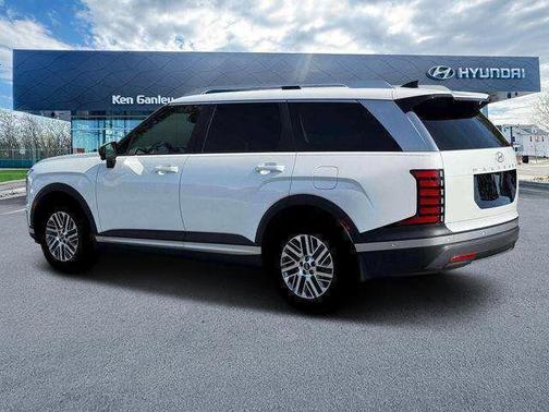 Creamy White Pearl 2026 Hyundai PALISADE SEL Premium