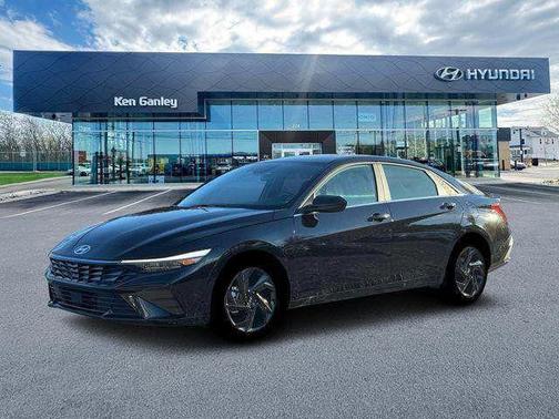 Abyss Black 2026 Hyundai ELANTRA Sport