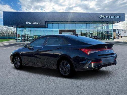 Abyss Black 2026 Hyundai ELANTRA Sport