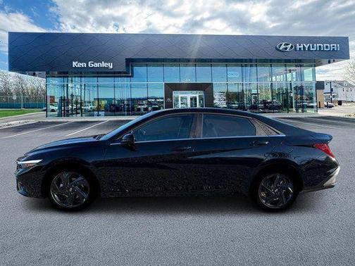 Abyss Black 2026 Hyundai ELANTRA Sport