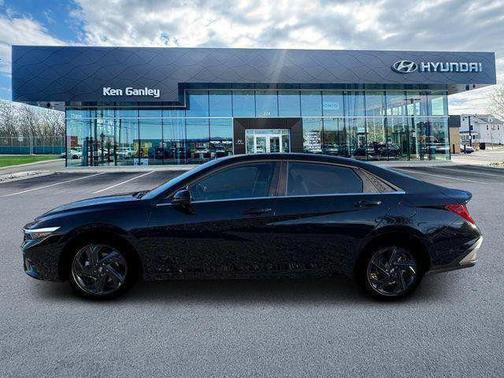 Abyss Black 2026 Hyundai ELANTRA Sport