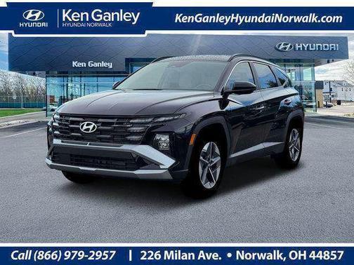 Phantom Black 2026 Hyundai TUCSON SEL