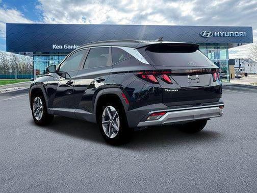 Phantom Black 2026 Hyundai TUCSON SEL