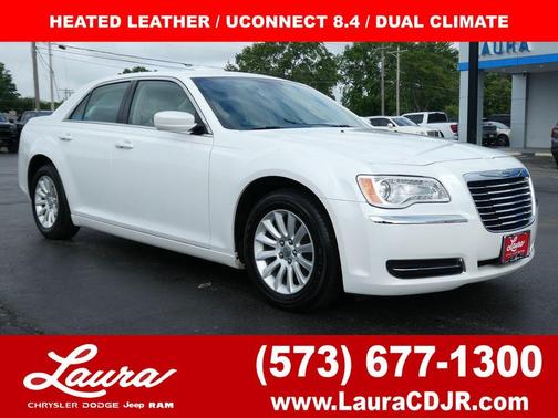 Ivory Tri Coat Pearl 2014 Chrysler 300 Base
