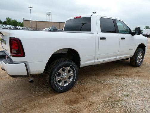 Bright White Clearcoat 2026 RAM 2500 Big Horn
