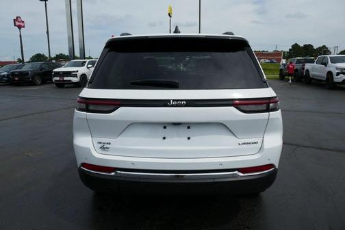 2023 Jeep Grand Cherokee Laredo