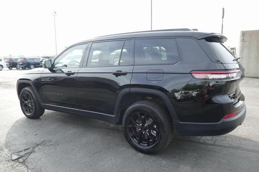 2024 Jeep Grand Cherokee L Laredo