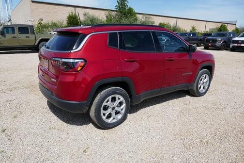 2025 Jeep Compass Latitude