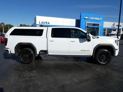 2024 GMC Sierra 2500 AT4