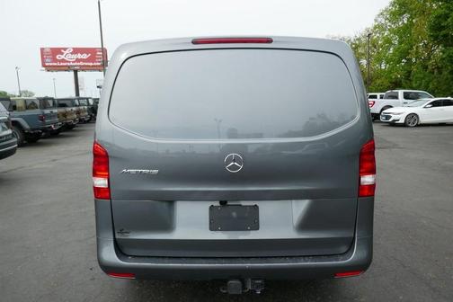 2023 Mercedes-Benz Metris Base