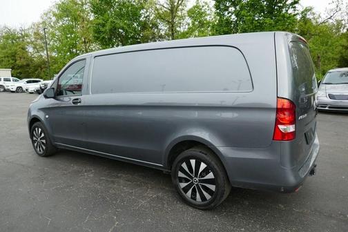 2023 Mercedes-Benz Metris Base