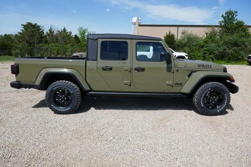 2025 Jeep Gladiator Sport