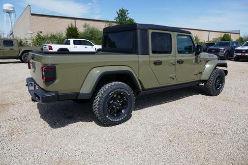 2025 Jeep Gladiator Sport