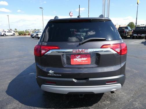 2017 GMC Acadia SLE-2