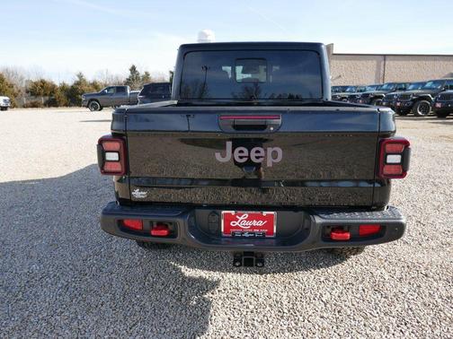 Black Clearcoat 2026 Jeep Gladiator Rubicon