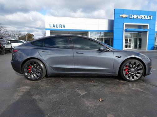 2023 Tesla Model 3 Performance