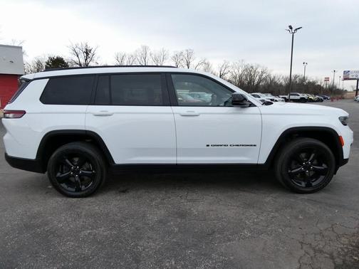 2021 Jeep Grand Cherokee L Laredo