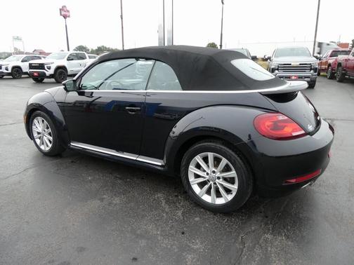 2019 Volkswagen Beetle 2.0T SE
