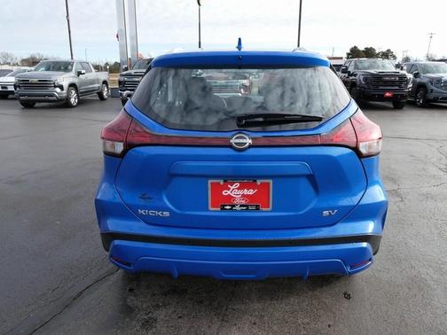 2023 Nissan Kicks SV