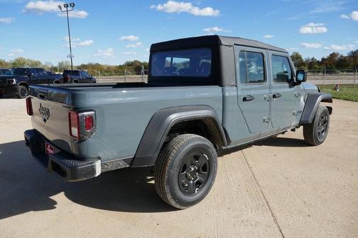 2026 Jeep Gladiator Sport