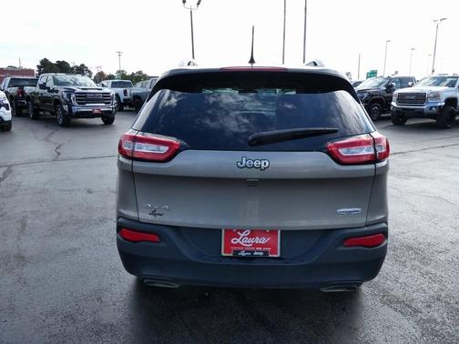 2017 Jeep Cherokee Latitude