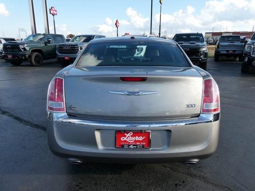 2014 Chrysler 300 Base
