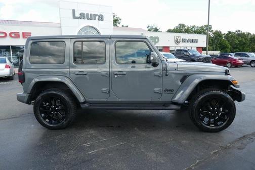 2022 Jeep Wrangler Unlimited Sahara High Altitude