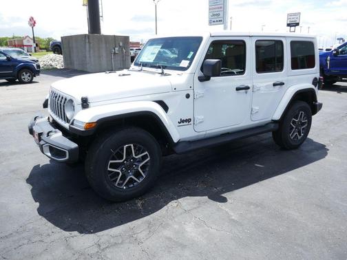 Bright White Clearcoat 2026 Jeep Wrangler Sahara