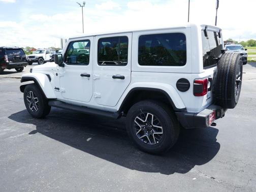 Bright White Clearcoat 2026 Jeep Wrangler Sahara
