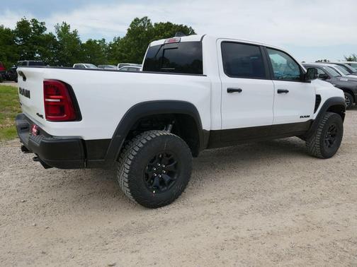 Bright White Clearcoat 2026 RAM 1500 RHO