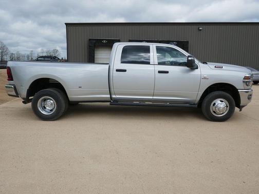 Silver Zynith 2026 RAM 3500 Tradesman